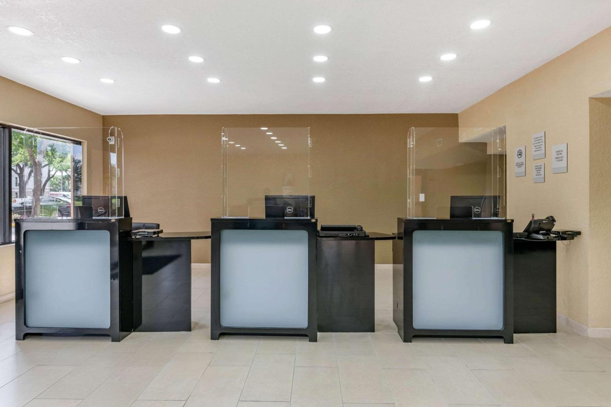 Clarion Orlando International Drive - Icon Park Inn Williamsburg